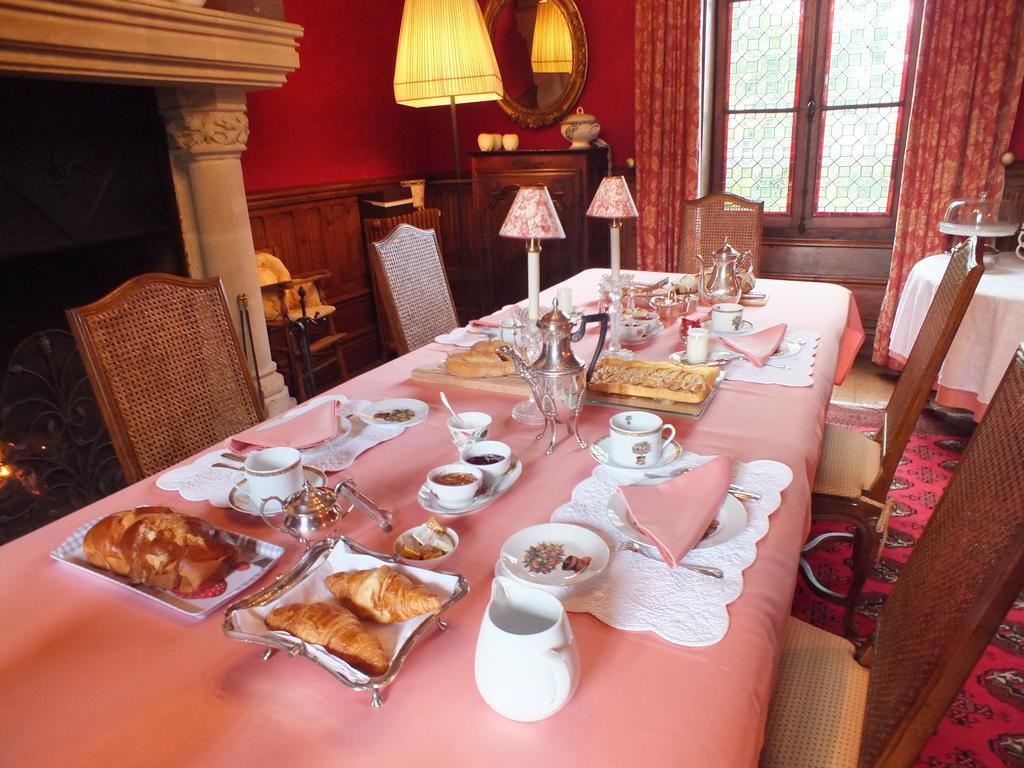 Chateau De Naze Vivy-saumur 3* Vivy