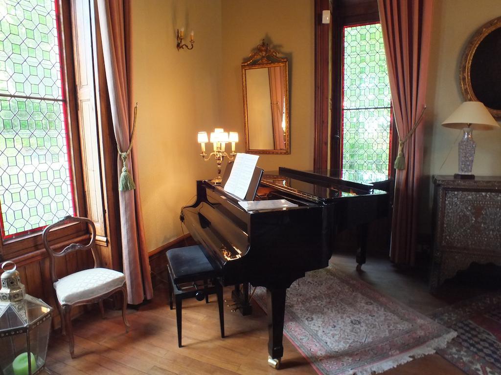 Chateau De Naze Vivy-saumur Frühstückspension 3*