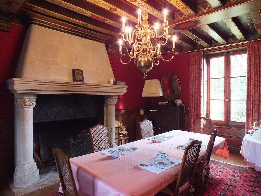 Chateau De Naze Vivy-saumur 3* Vivy