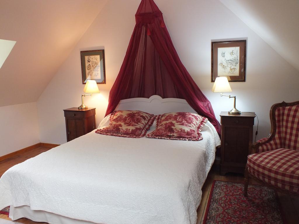 Chateau De Naze Vivy-saumur
