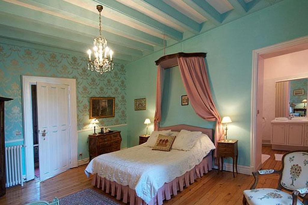 Chateau De Naze