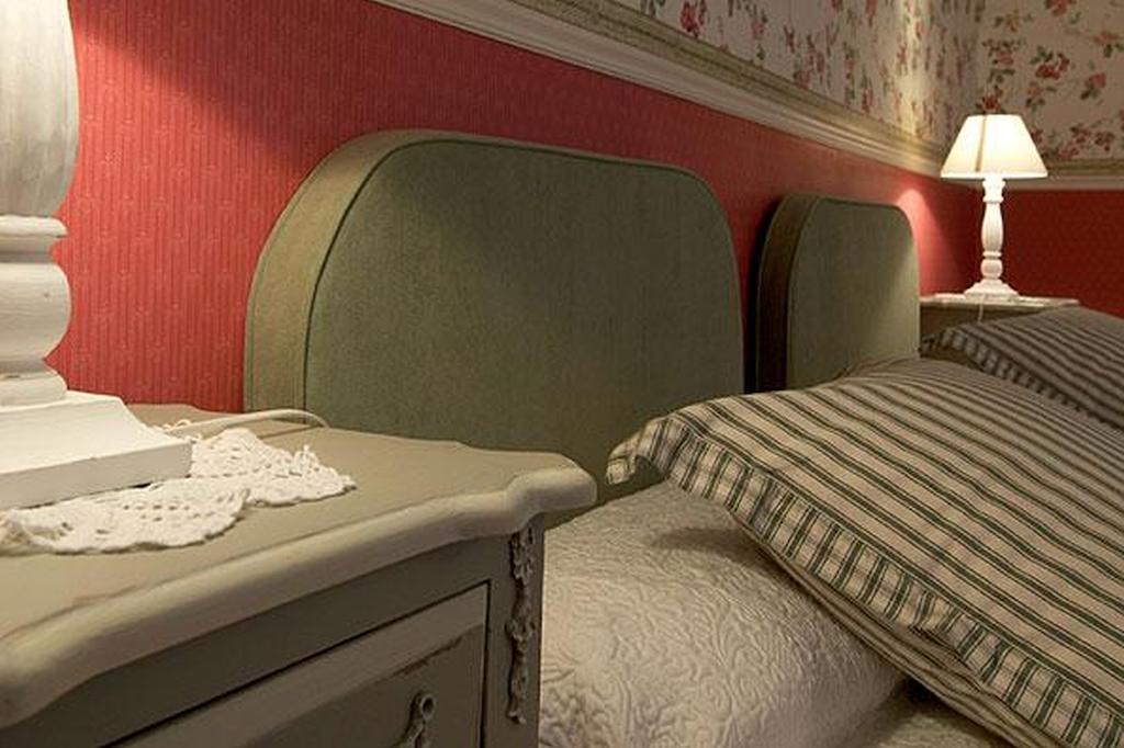 Bed & Breakfast Chateau De Naze Vivy